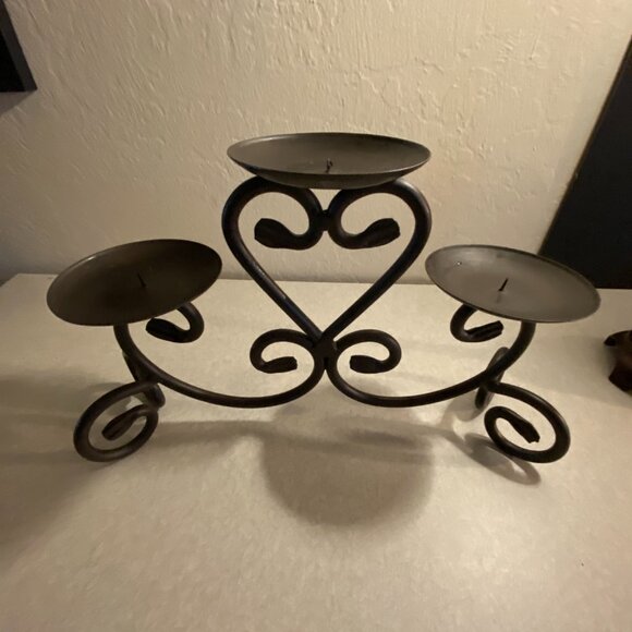 Wrought Iron Triple Candleholder – Scroll Heart Design - Picture 3 of 11